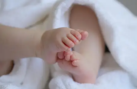 Piękne stopy przez cały rok: porady