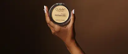 Puder do twarzy: sypki, prasowany czy w kremie?